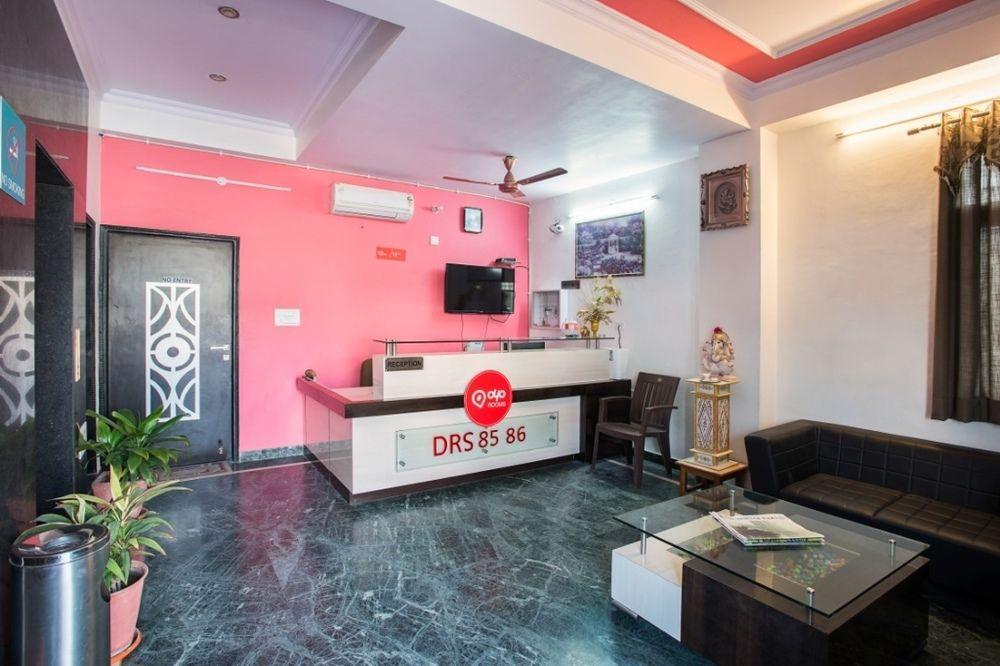 Citrus Hotel Bhiwadi Bagian luar foto
