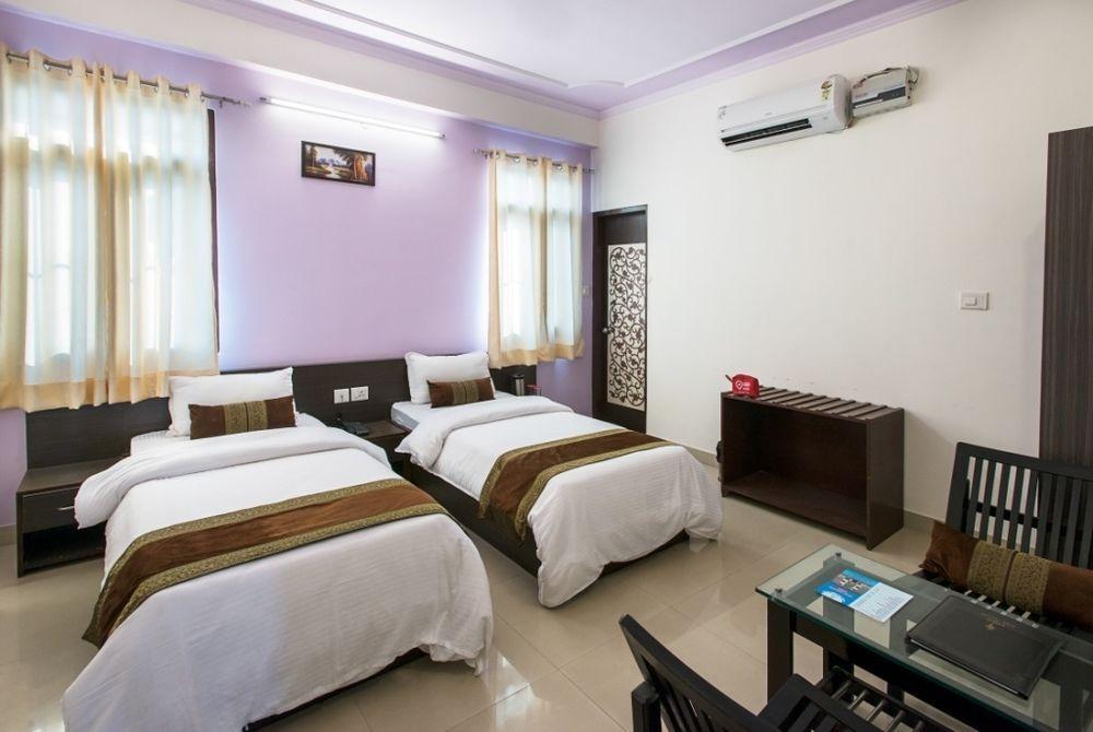Citrus Hotel Bhiwadi Bagian luar foto